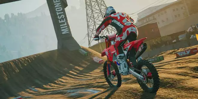 Monster Energy Supercross 25 -  Mehr Gameplay, mehr Features, mehr Matsch Monster Energy Supercross 25 -  Mehr Gameplay, mehr Features, mehr Matsch