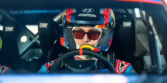 WRC-Piloten protestieren gegen umstrittenen FIA-Maulkorb - Fahrer geben keine Interviews! WRC-Piloten protestieren gegen umstrittenen FIA-Maulkorb - Fahrer geben keine Interviews!